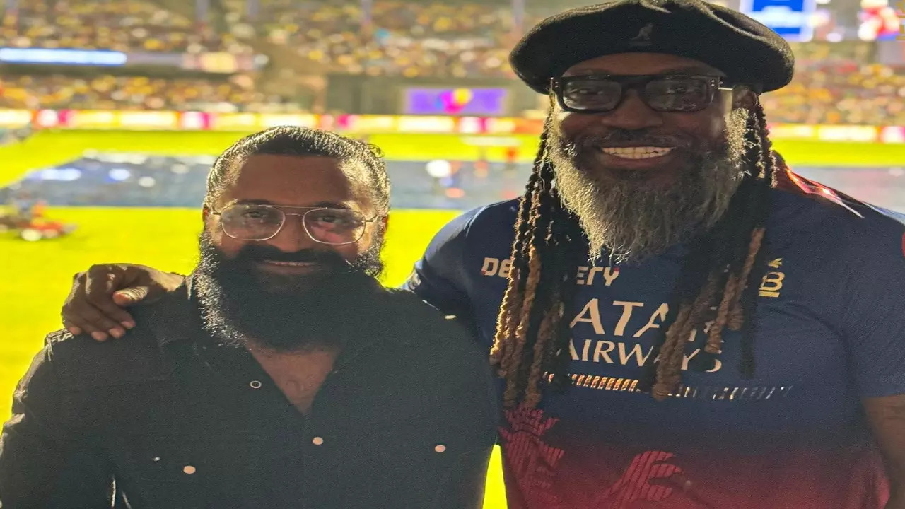 Chris Gayle attended the RCB vs CSK game