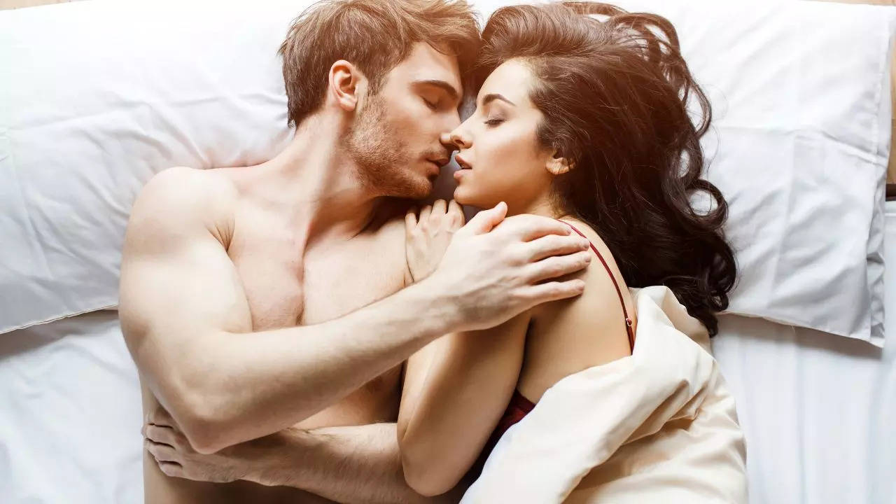 How to Last Longer in Bed: Therapist Shares Tips That Can Help You Last  Longer In Sex | Times Now