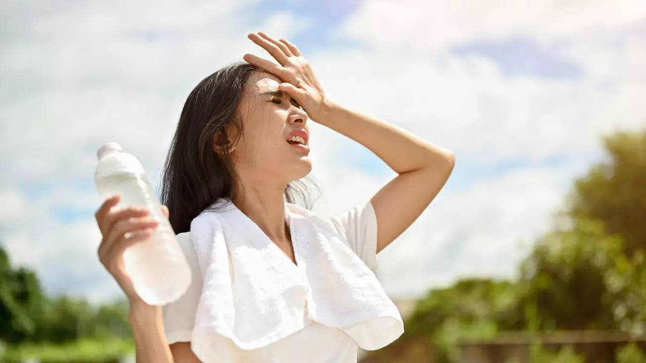 Know The Common Signs Of Heatstroke, Ways To Prevent The Condition