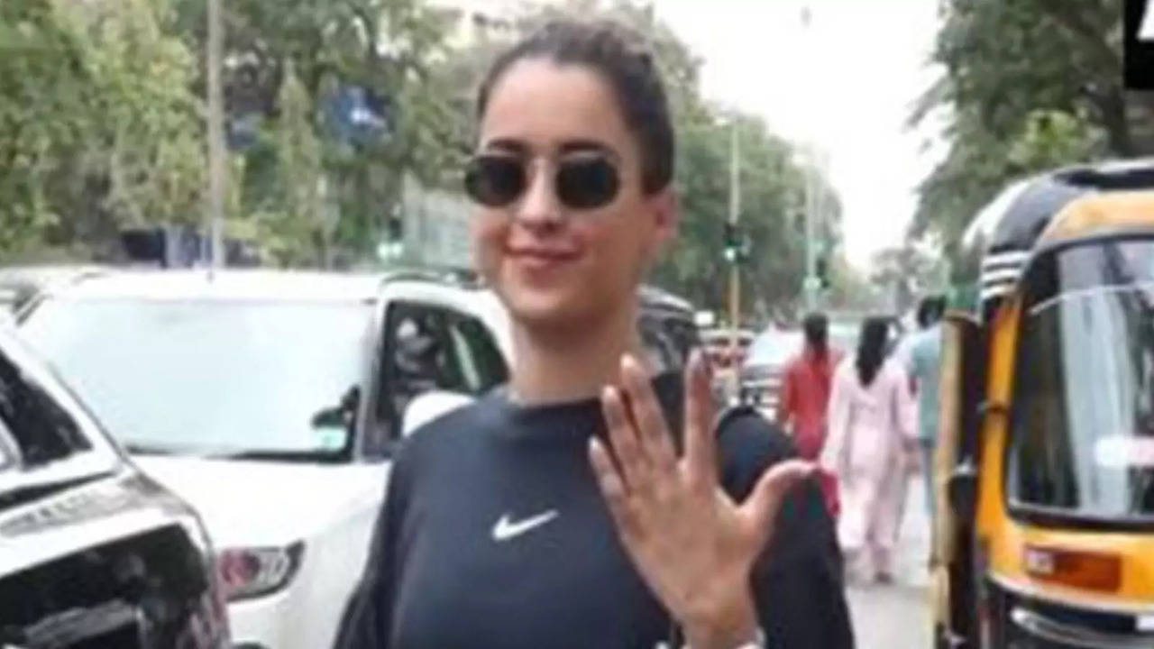 Sanya Malhotra Steps Out To Cast Vote In Mumbai For Lok Sabha Elections 2024