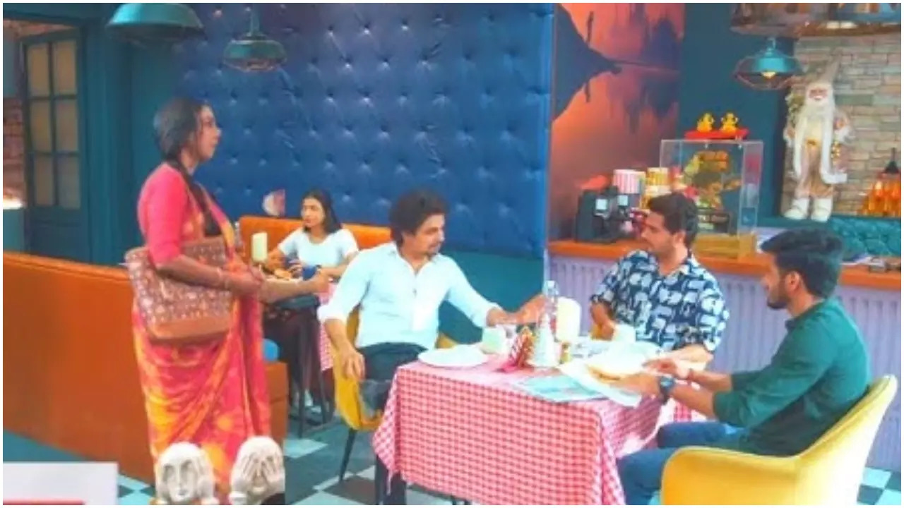 Anupamaa Major Twist: Anupama Insults Toshu In Front Of His Friends