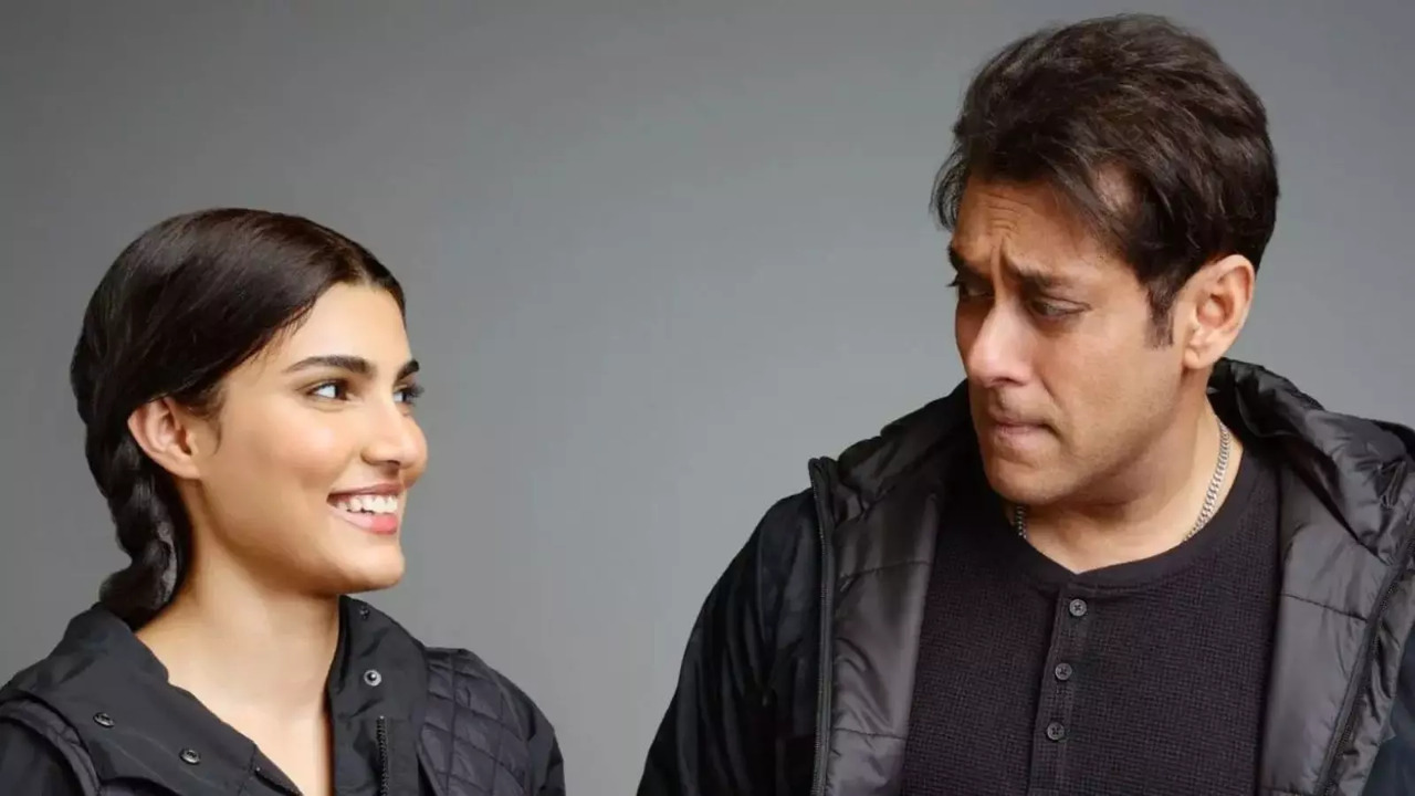 Salman Khan On Why He Will Never Let Alizeh Agnihotri Write A Book On Him: Don't Want No Bestsellers