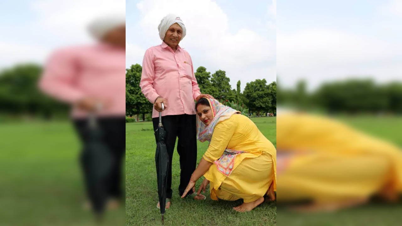 Feet Touching in Hindu culture