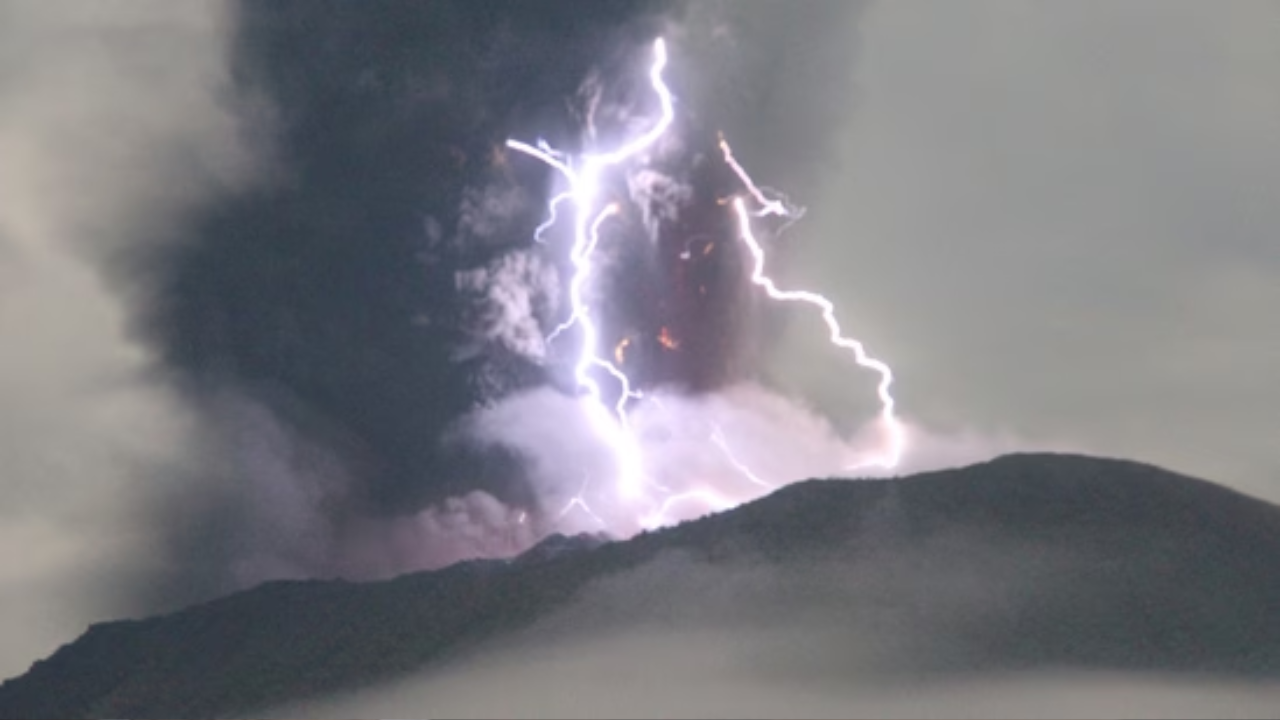 Indonesian volcano erupted with purple lightning