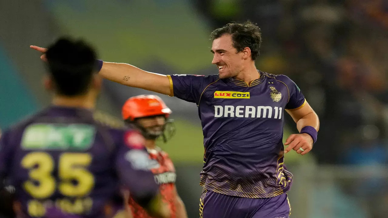 KKR fast bowler Mitchell Starc celebrating a wicket