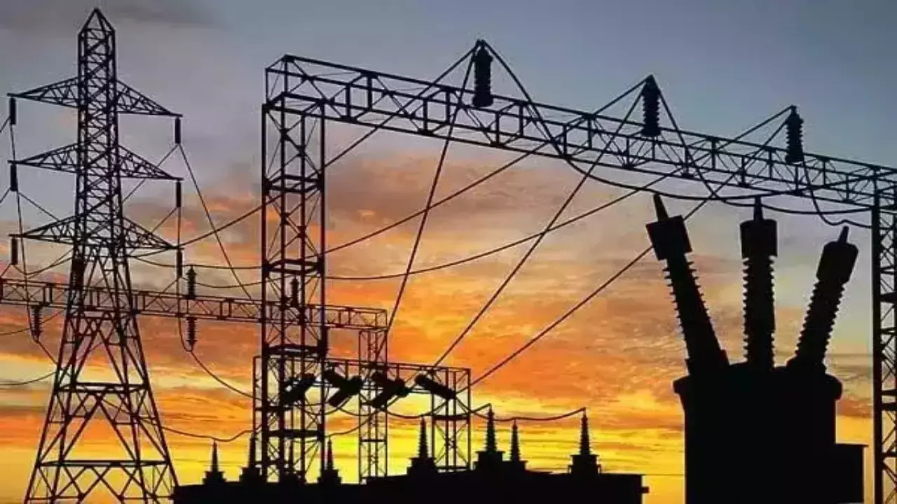 Delhi's Peak Power Demand Breaches 8000 MW-Mark