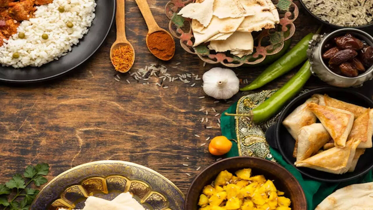सकाळच्या नाश्त्यासाठी बेस्ट आहेत 'हे' मराठमोळे पदार्थ; करायला सोपे अन्