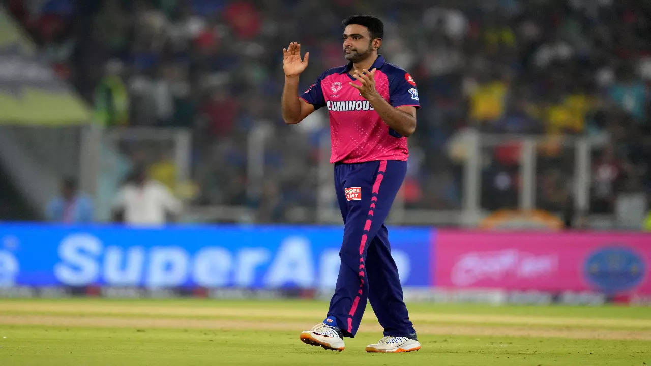 Ravichandran Ashwin in action against RCB