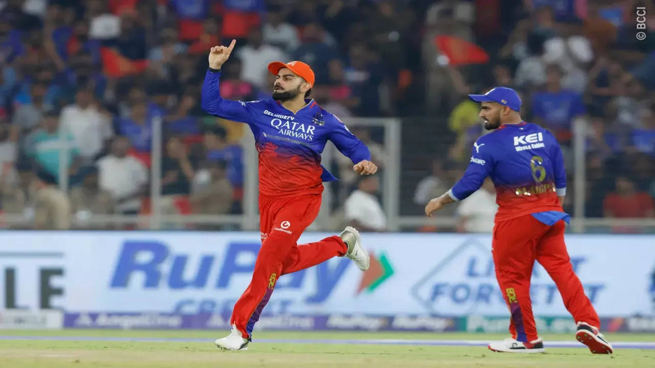 Virat Kohli celebrates a wicket