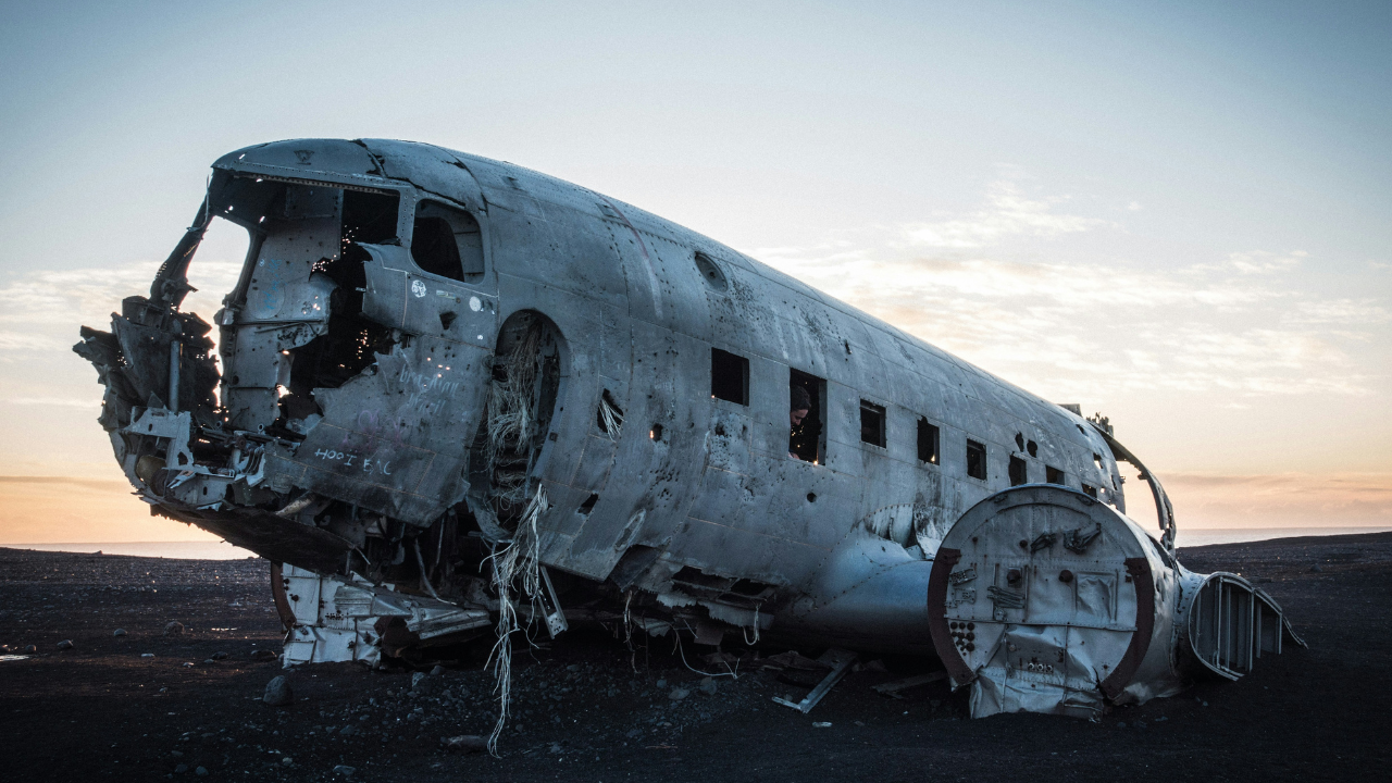 Karachi 2020 Plane Crash: Final Report Says PIA Aircraft Crashed Due To 'Human Error'