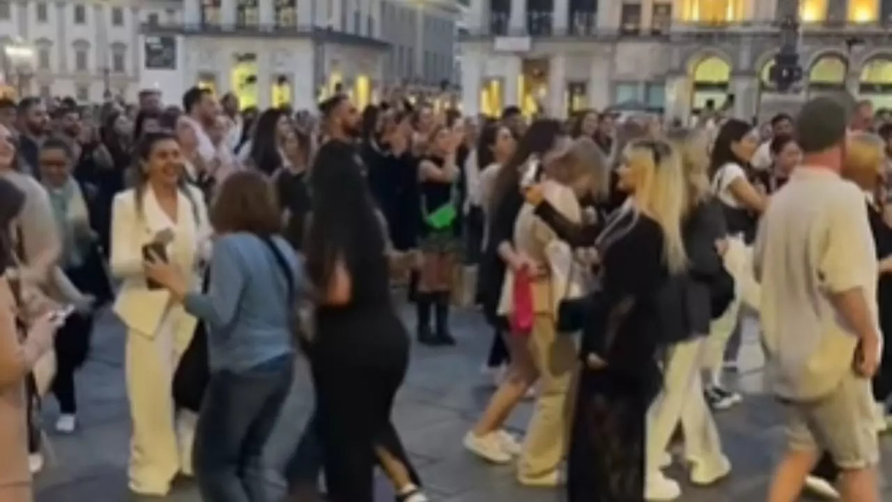 Viral Video: Locals and Tourists in Italy Dance to Punjabi Song 'Naag'