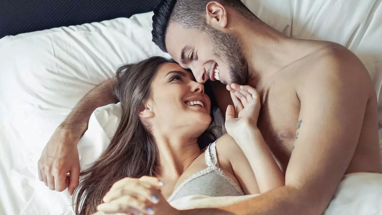 Telling Signs That Your Partner Fakes Orgasms