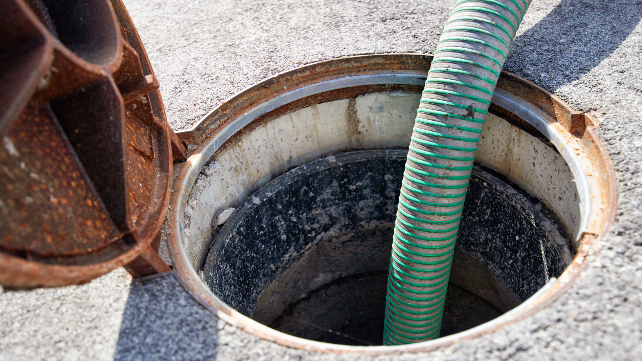 Two people died of suffocation while cleaning a septic tank (Representational Image)