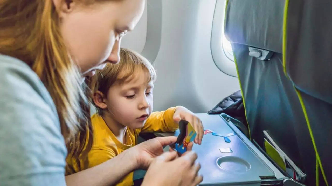 How To Keep Children Entertained During Long-Haul Flights?
