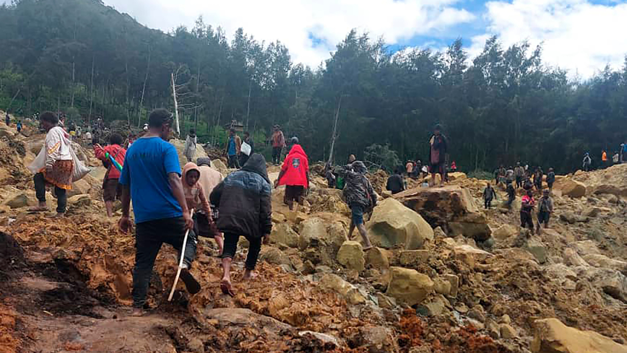over 670 killed in papua new guinea's massive landslide, rescue efforts underway