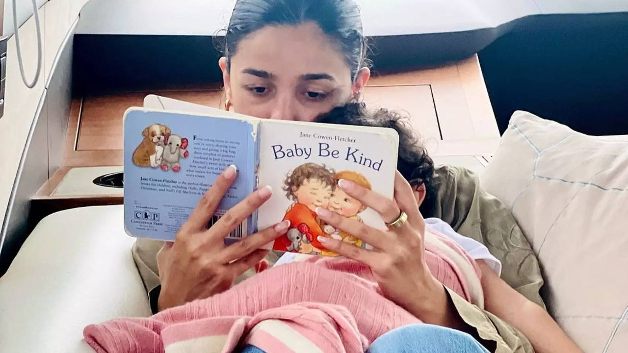 Alia Bhatt's Sunday Is All About Spending Quality Time And Reading Book To Daughter Raha