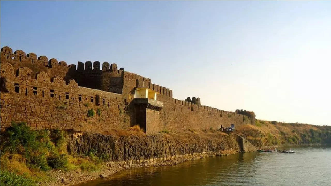 naldurg fort