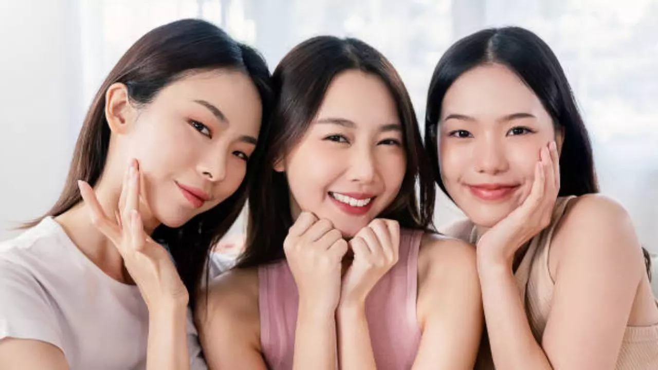 9-Step Nighttime Korean Skincare For A Glowing Skin Tone