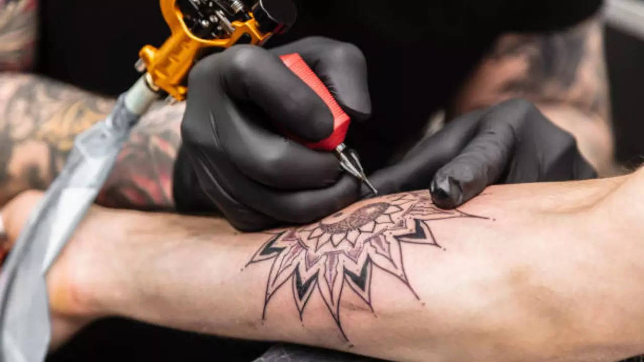 Tattoos and Cancer: Tattoos Increase The Risk Of Lymphoma By 21 Percent  Says Study; Know How | Times Now