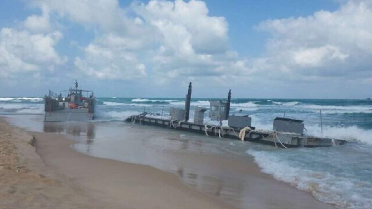 US built a floating pier near Gaza