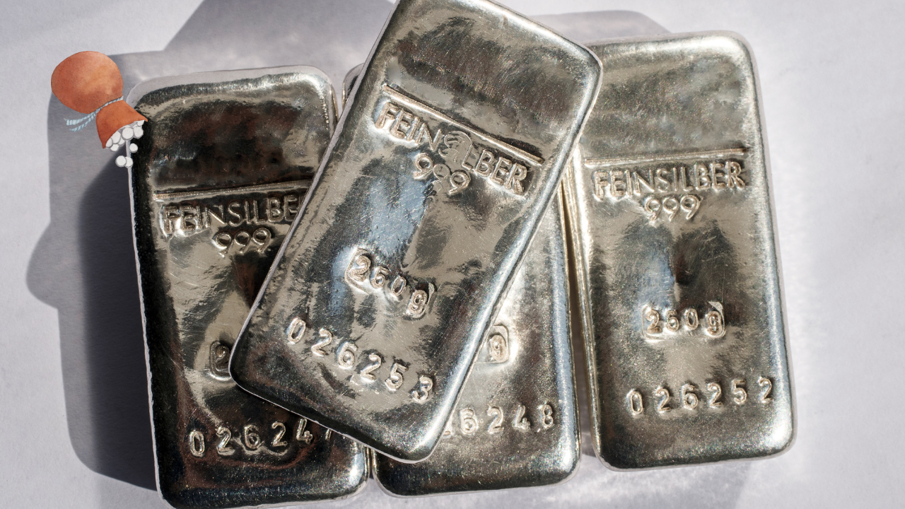 Silver to Cross Rs 1 Lakh Soon? Expert Suggests Buying Range Amid Mega Rally in Prices