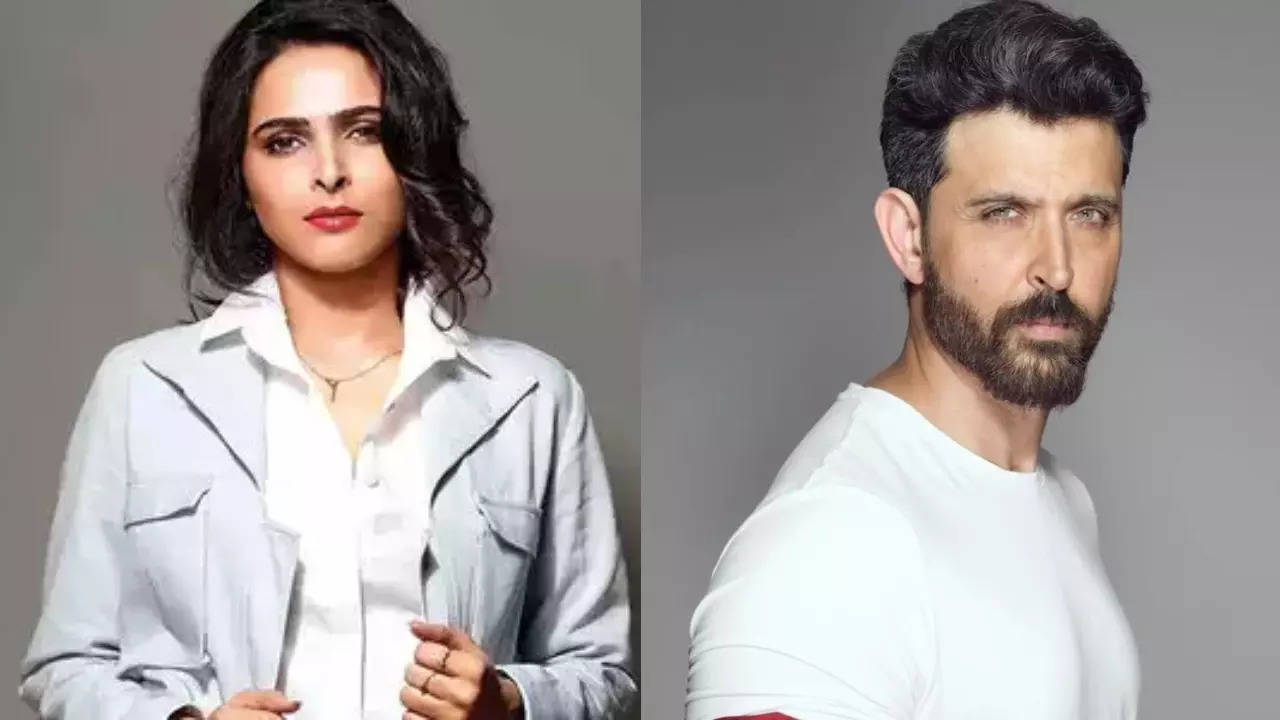 Bigg Boss 13's Madhurima Tuli Publically Apologises To Hrithik Roshan, Find Out Why