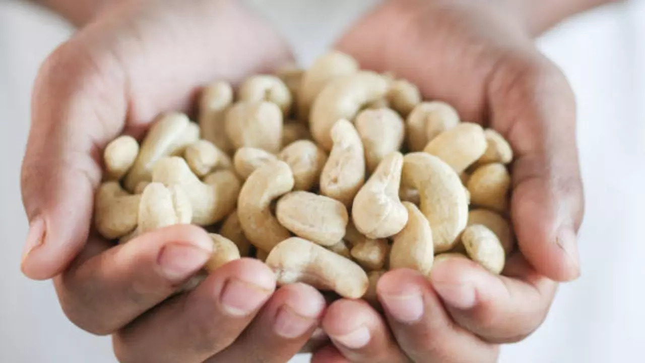 Cashews