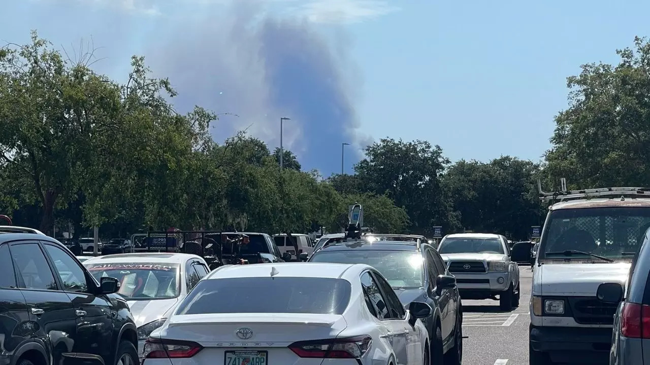 Tampa Fire: Huge Flames At Apartment Complex In Hillsborough, Crews Battle 2-Alarm Fire