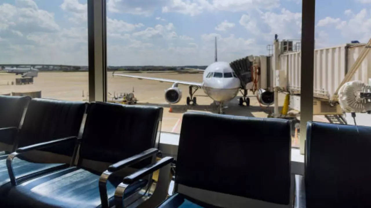 Tornado Hits Midland Airport? Pictures Surface As Violent Twister Heads ...