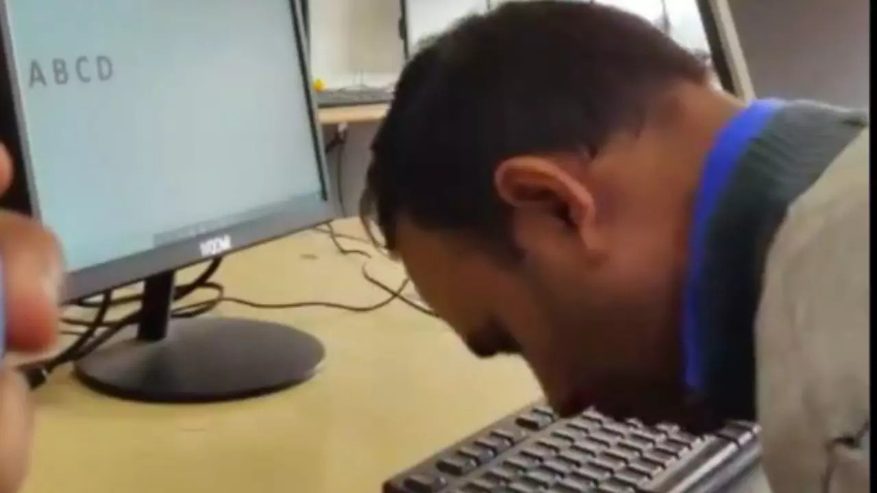 Indian Man Sets New Record for Fastest Alphabet Typing with Nose