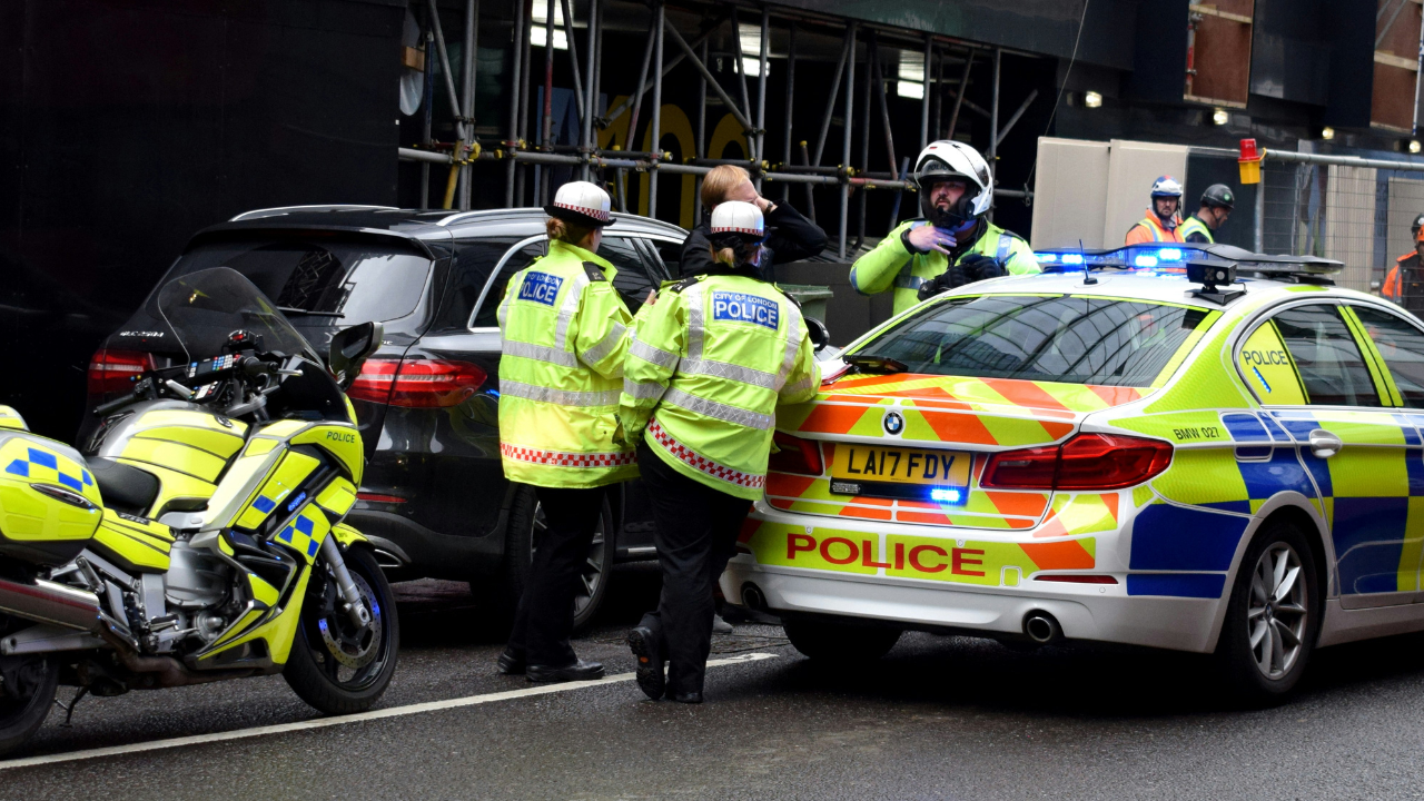 Woolwich Roads Closed After Suspected Stabbing