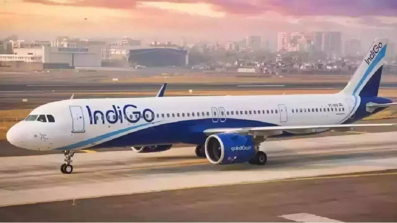 bomb threat chennai mumbai the indigo flight going from chennai to mumbai