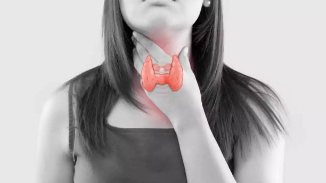 Hyperthyroidism and hypothyroidism