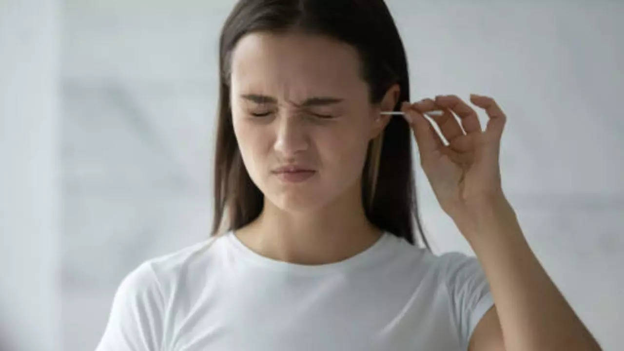 How Using Cotton Buds Can Harm Your Hearing Ability?