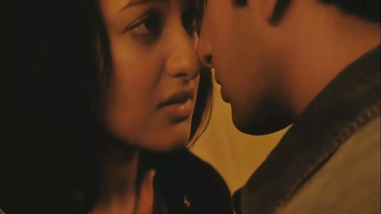 Sonakshi Sinha On Her Strict No Kiss, No Intimate Scene Policy: Don't Think I've Lost Out On Anything...