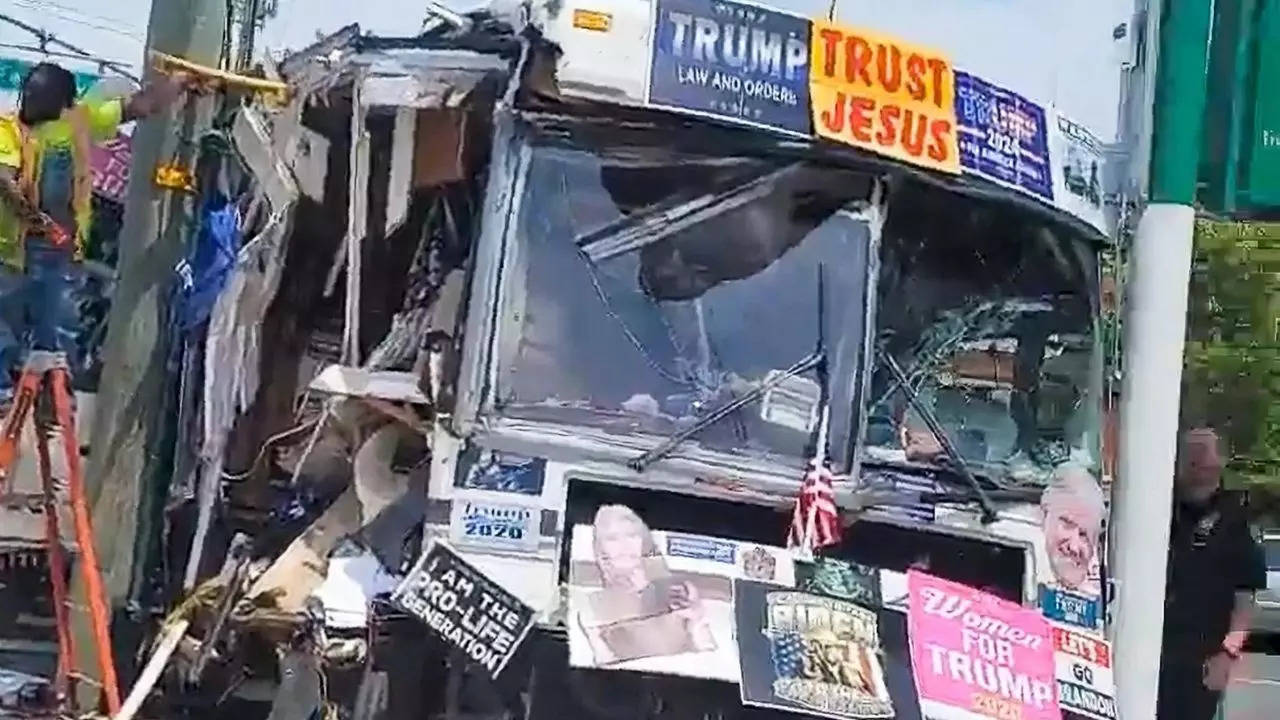 Trump's 'Trust Jesus' Bus Crashes Ahead Of Staten Island Rally: Netizens Poke Fun