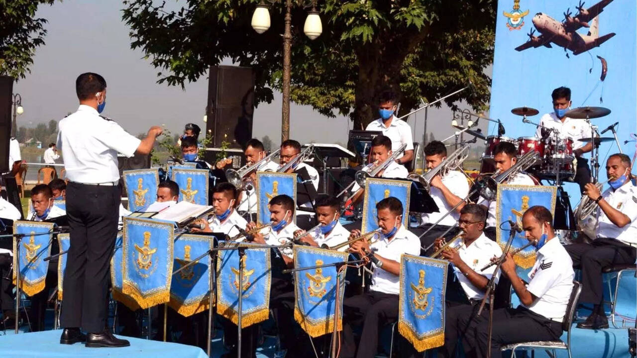  ஜூன் 5 கடைசி நாள்... இசை தெரிந்தால் போதும் ... விமானப்படையில் வேலை! 