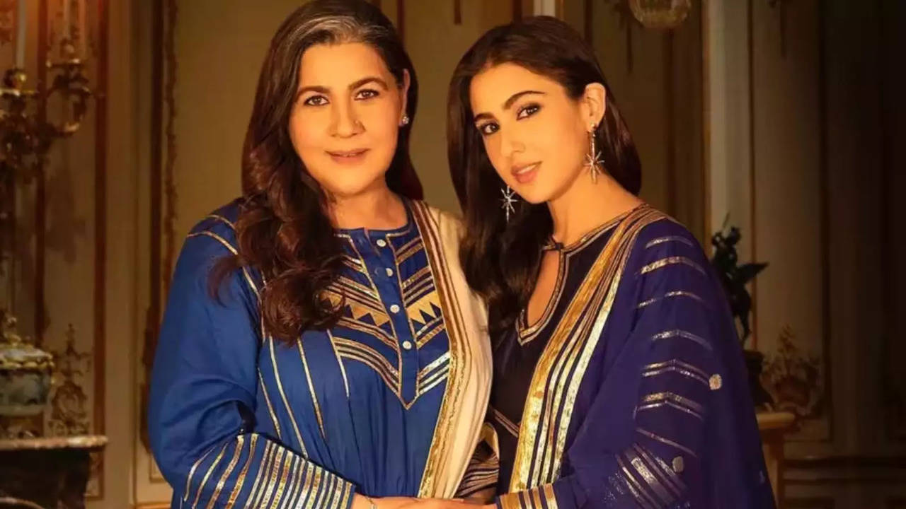 When Amrita Singh REVEALED Daughter Sara Was 'Embarrassed' Of Her: I Was All Of Size 16 And Fat... | EXCLUSIVE