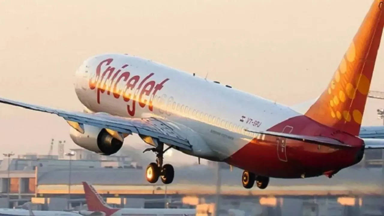 SpiceJet Announces Mega Plan to Boost Operations, Aims to Raise Whopping USD 250 Million