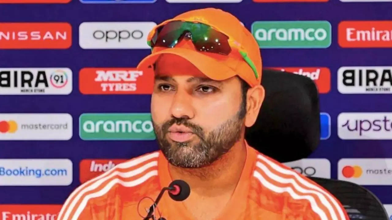 Yeh Sawaal Sahi Nahi Tha...: Rohit Sharma REPRIMANDS Journalist Before India Vs Ireland T20 World Cup Match