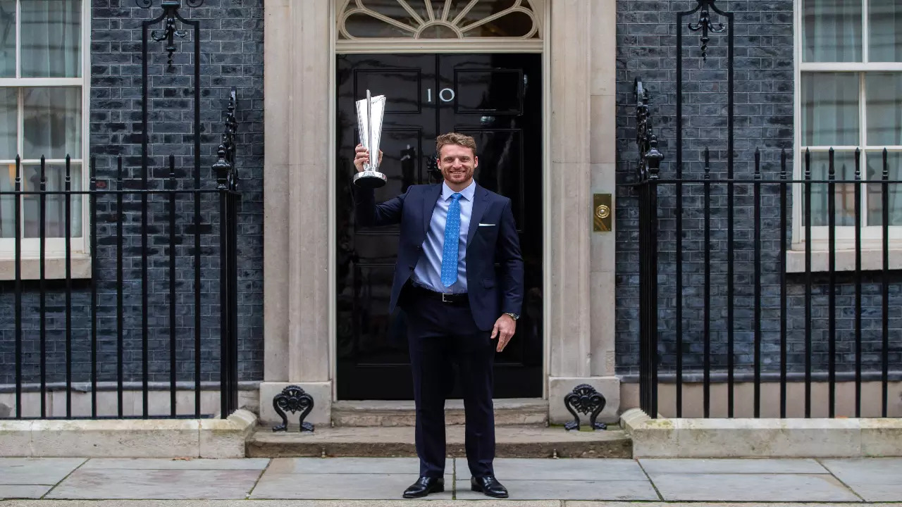 Jos Buttler with the T20 World Cup trophy