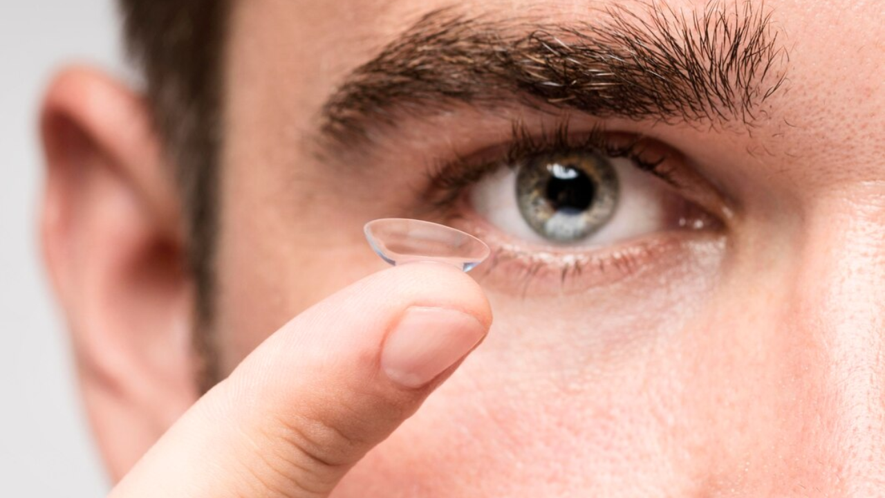 Smart Contact Lenses