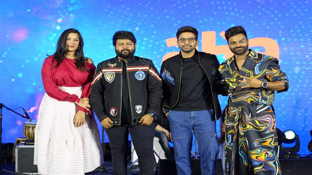 Geeta Madhuri, SS Thaman, Karthik and Sriram Chandra at rhe promo launch of Telugu Indian Idol Season 3