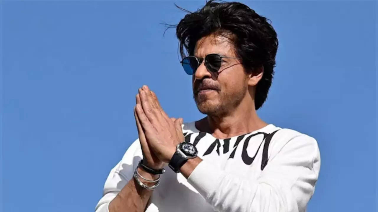 Shah Rukh Khan Is 'Mad' At Media Because Of THIS Reason