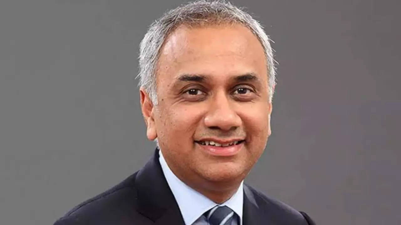 salil parekh, salil parekh salary, salil parekh earnings, salil parekh daily salary, salil parekh daily earnings, salil parekh remuneration, salil parekh age, salil parekh net worth, salil parekh wife, salil parekh children