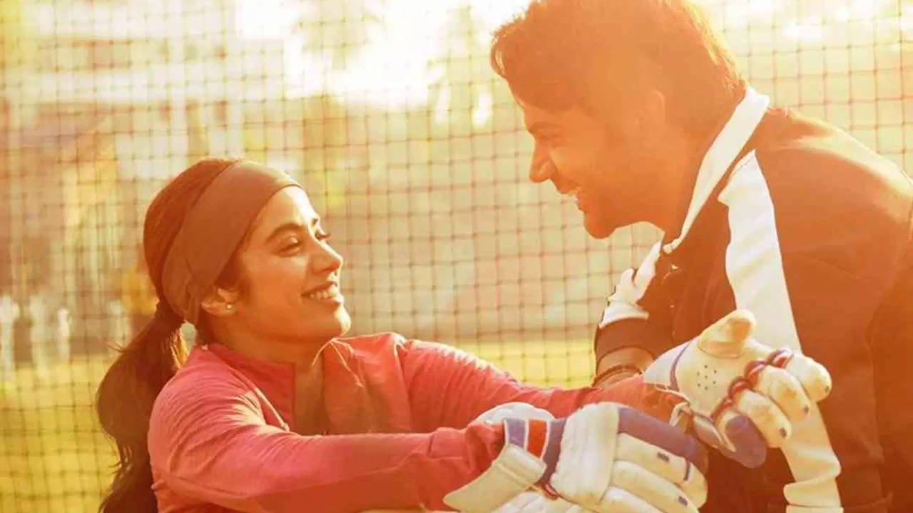 ?Mr And Mrs Mahi Box Office Collection Day 9: Janhvi Kapoor's Film Witnesses Spike In Earnings, Collects Rs 2.15 Crore!