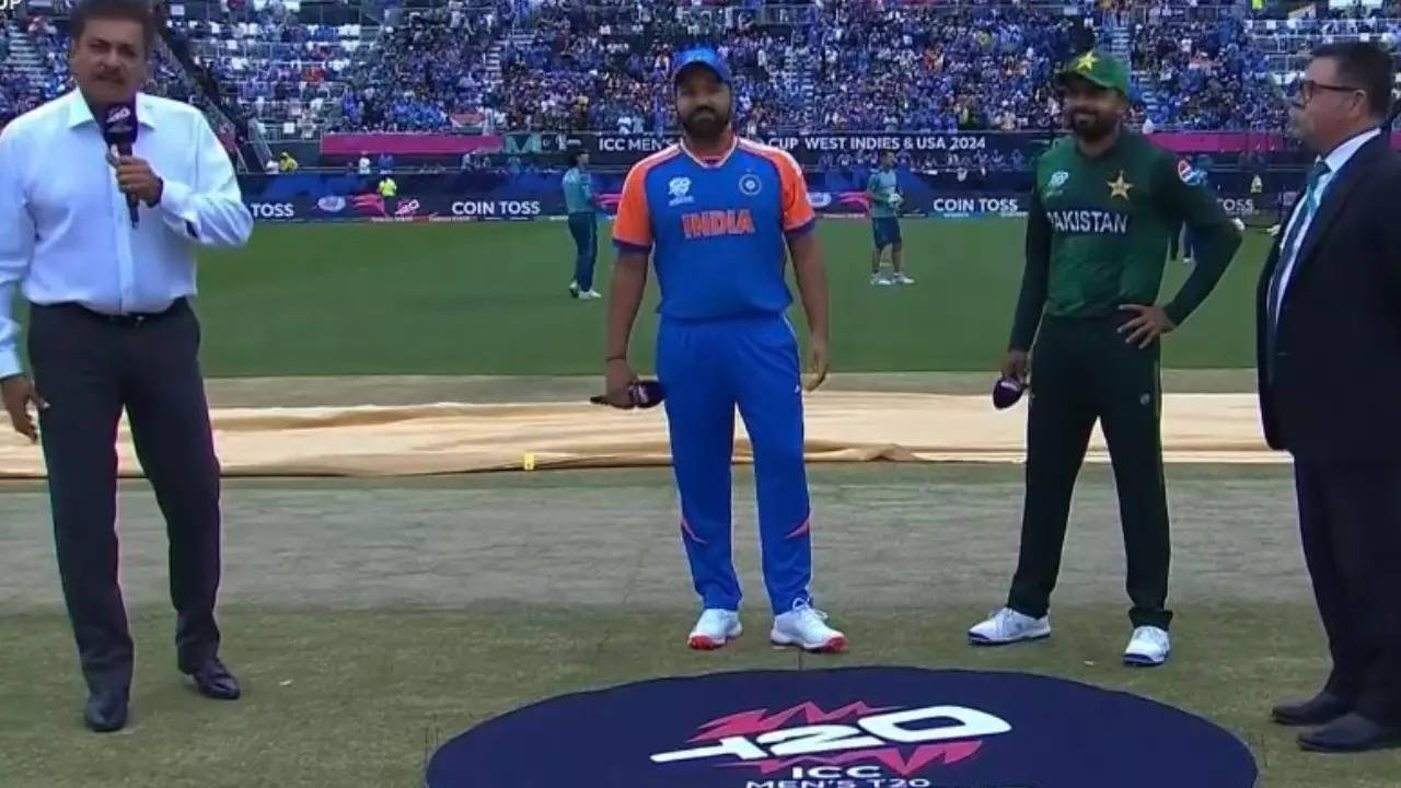 Rohit Sharma toss blooper at IND vs PAK