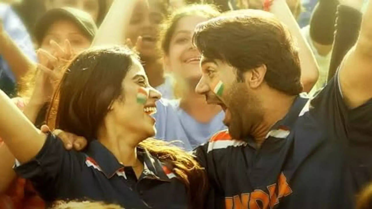 Mr And Mrs Mahi Box Office Collection Day 10: Janhvi Kapoor, Rajkummar Rao's Sports Drama Enters Rs 30 Crore Club