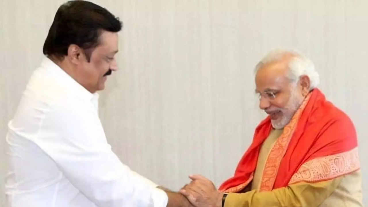 Suresh Gopi With Narendra Modi