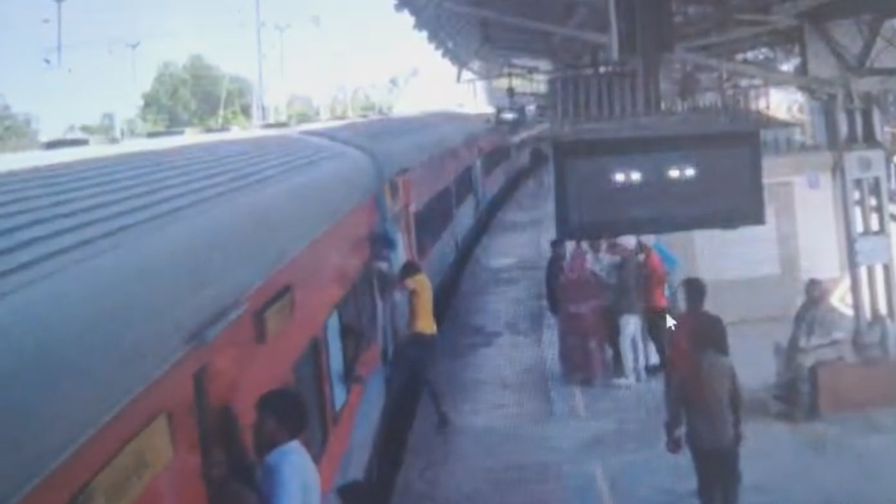 Close Shave! Man Almost Comes Under Moving Train, Here's What Happened Next | VIDEO